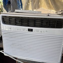 Frigidaire  Big Room Air Conditioner 