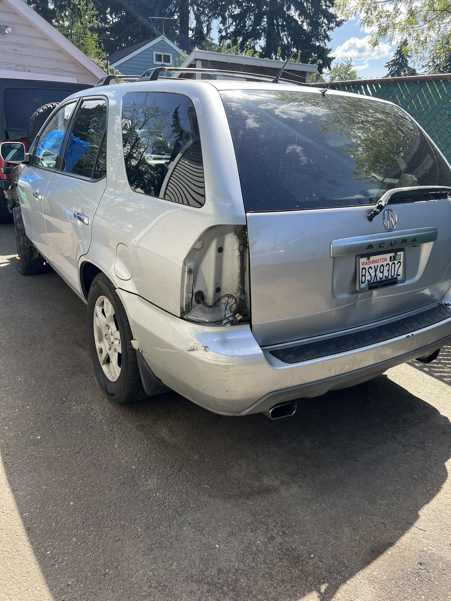 2004 Acura MDX Rear Hatch Trunk Lid Tailgate