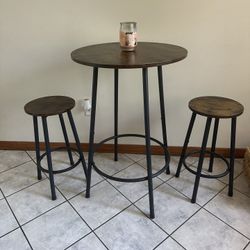 Bar Table With 2 Stools