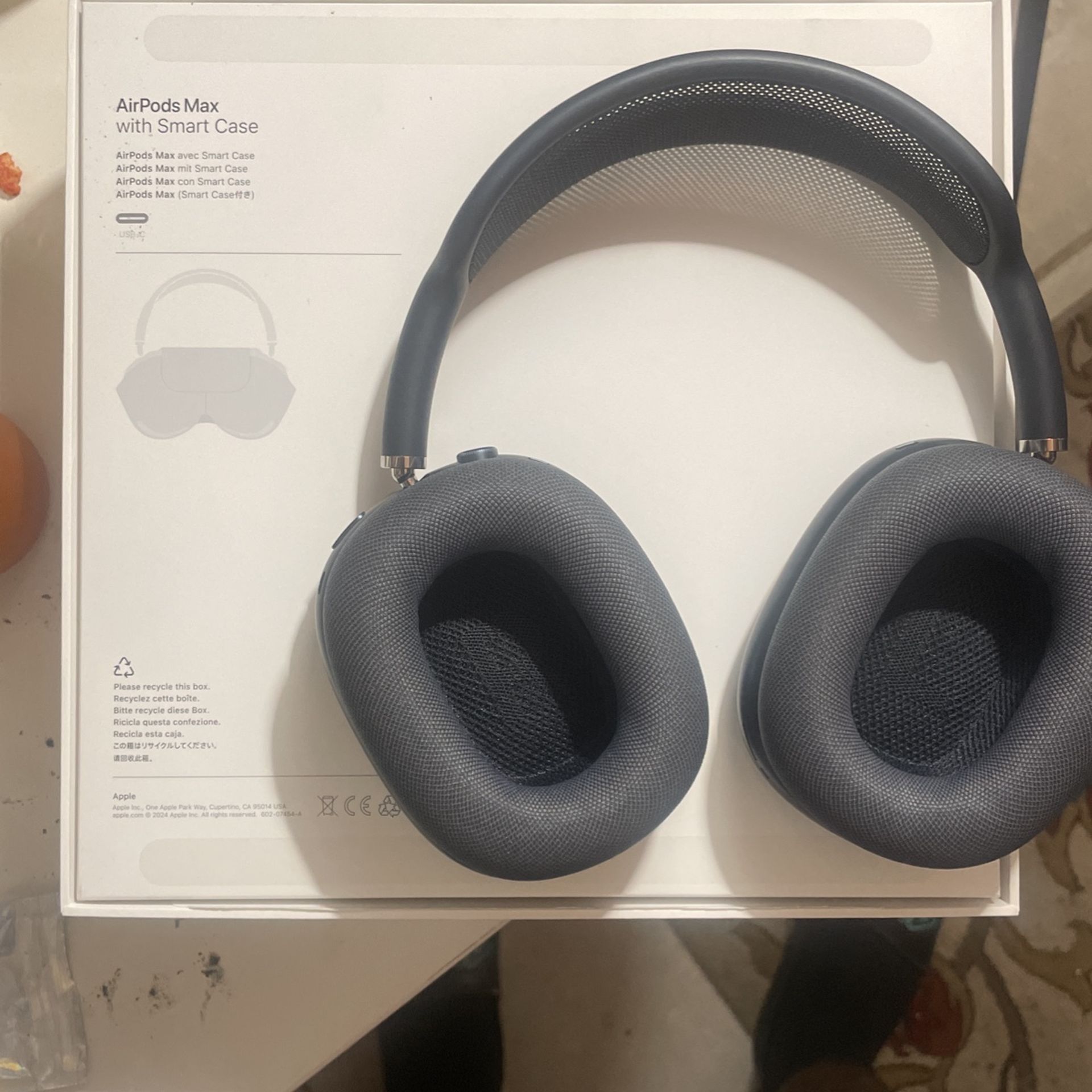 Airpodmaxes