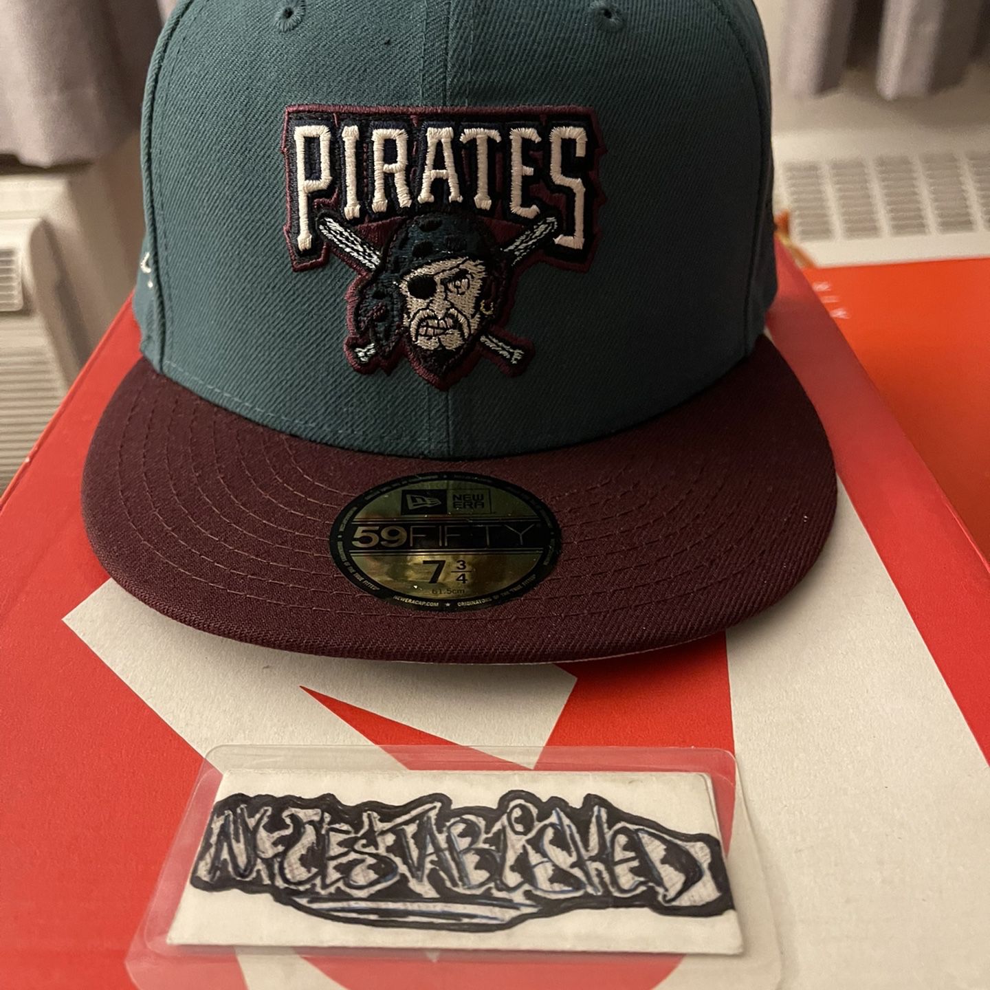New Era Pittsburgh Pirates Skull Logo Size 7 7/8 Hat Club for Sale in  Chino, CA - OfferUp