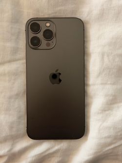 iPhone 13 Pro Max 128GB Unlocked – Works Great – Case & Wireless Charging Adapter Included