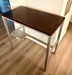 Utility desk
