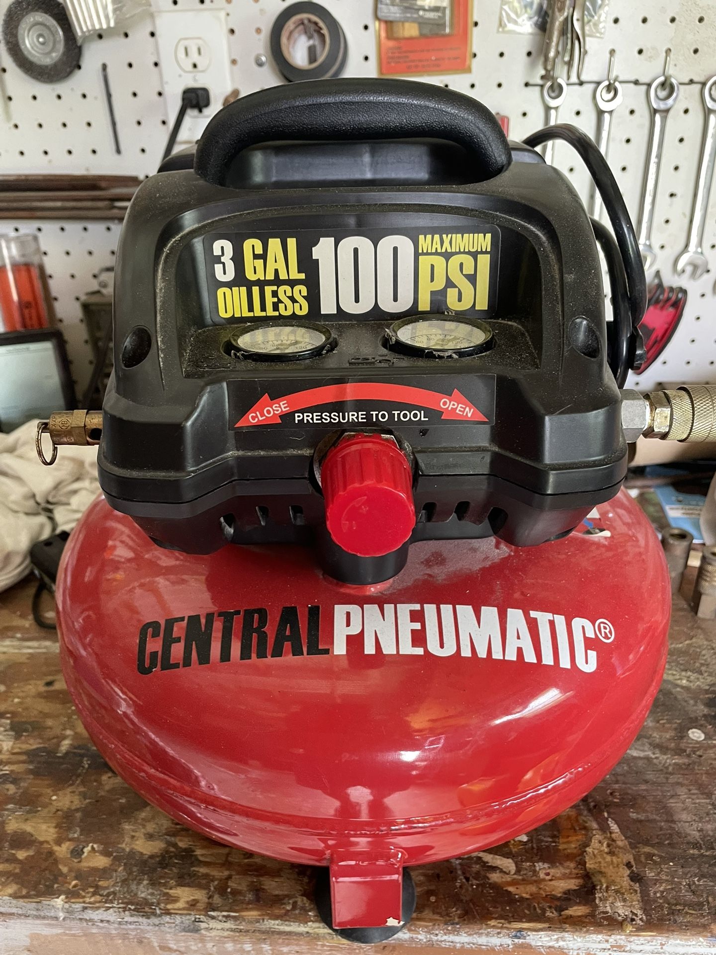 Air compressor