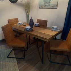 Dinning Room Set (6)