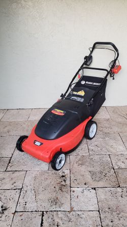 Black & Decker CMM1200 24 Volt Battery Cordless Lawn Mower for Sale in  Tampa, FL - OfferUp