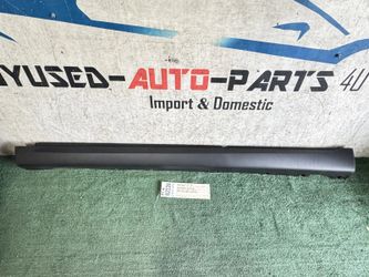 2009 - 2011 - 2013 HYUNDAI SANTA FE LEFT DRIVER ROCKER PANEL MOLDING OEM AY82228