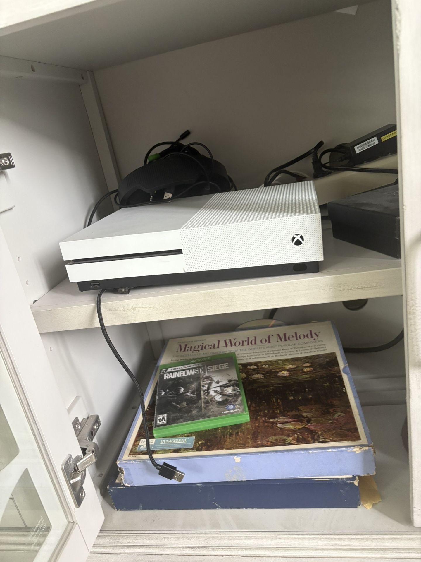 Xbox One S
