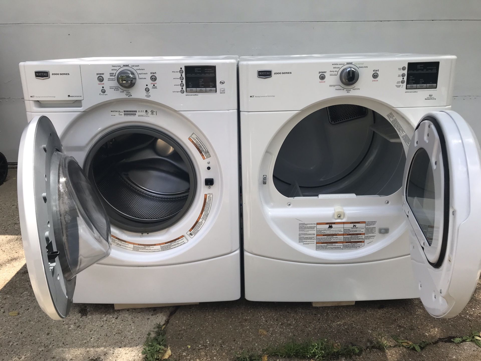 Maytag 2000 Series. Washer and Gas Dryer for Sale in Streamwood, IL