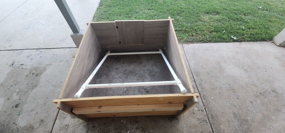 Whelping Box For Dogs