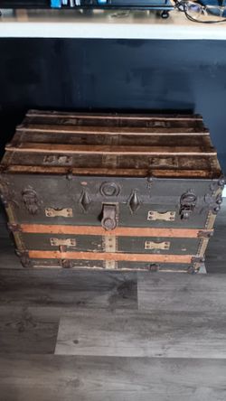 Antique Steamer Trunk 1890s–1910s Canvas Wood Slat Eagle Lock