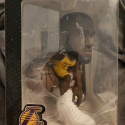 NBA SM All-Stars Minis Los Angeles Lakers LeBron James 6” Action Figure 