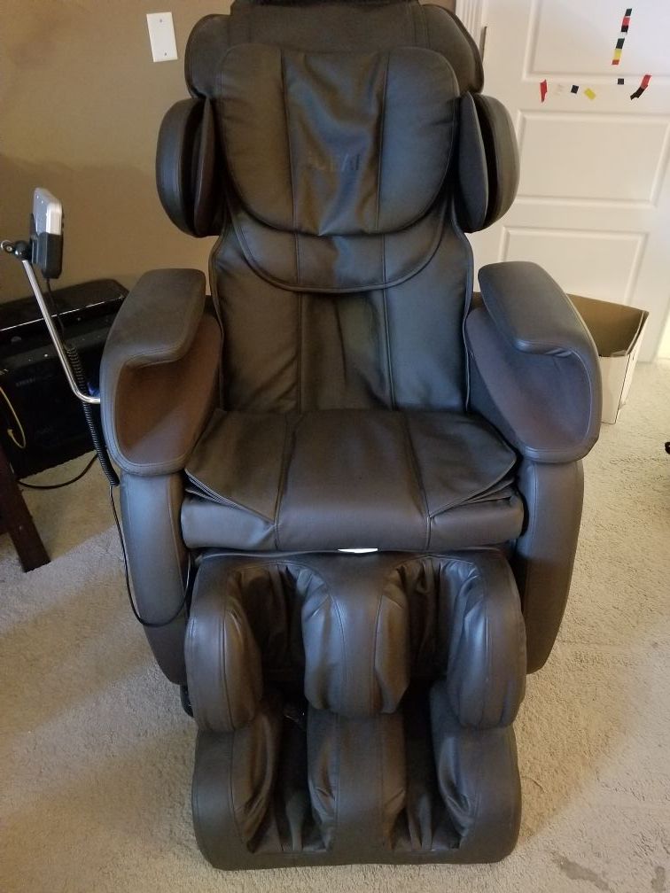 COMFIER NECK and BACK MASSAGER With HEAT- SHIATSU MASSAGE CHAIR for Sale in  Bellevue, WA - OfferUp