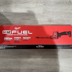 Milwaukee 8in Cordless Hedge Trimmer Kit With 4 Ah Battery And Charger
