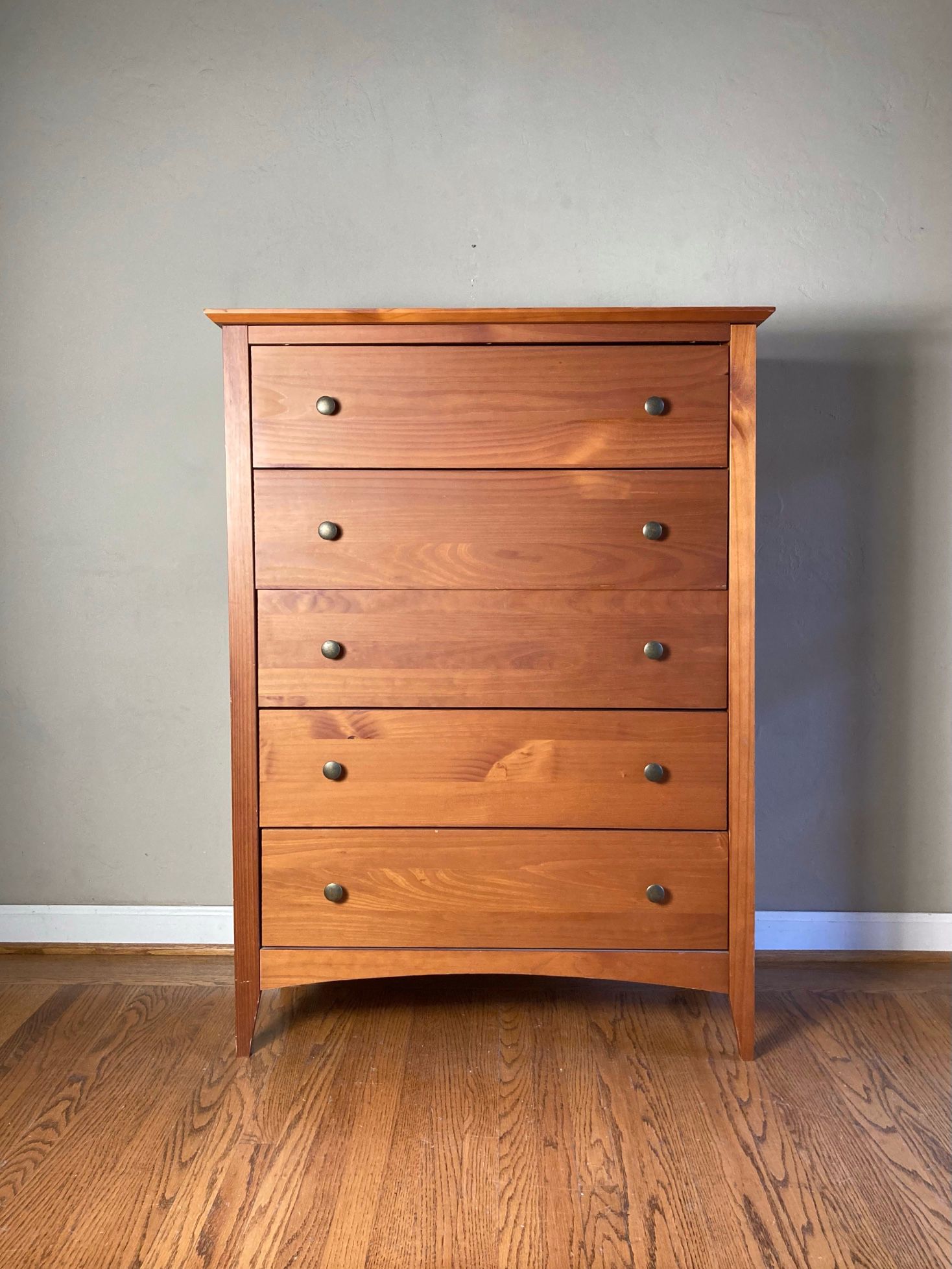 Solid Pine 5-drawer Dresser 