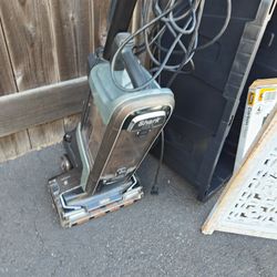 Shark Heavy Duty Vacuum Detachable For Upholstery
