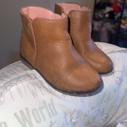 Size 6 brown booties For Girl 