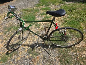 Vintage Schwinn Varsity 10 speed