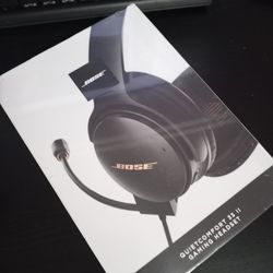 Bose QuietComfort 35 II Gaming Headset Wireless Noise Cancelling Headphones