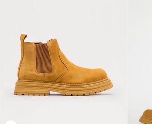 NEW NOVAMEN Genuine Suede Lace Less Chunky Boot - Tan