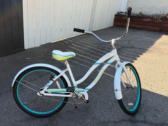 Beach cruiser bike, new tires, ready to ride