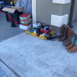 Alot of Variety Boy And Girl Clothes 