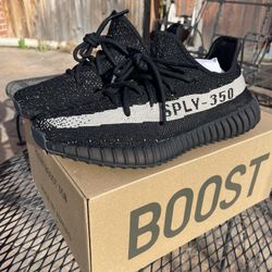 Yeezy 350 V2 Core Black White Size 7.5