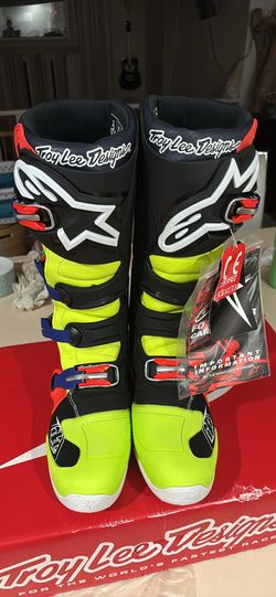 Alpinestars- tech 7 Troy Lee designs. Size 10