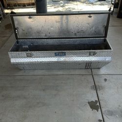 UWS Truck Tool Box