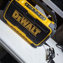 Dewalt 12v 20v 60v XR FlexVolt Max Portable Jobsite Bluetooth Speaker 