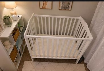 Crib foldable $60 or Best Offer