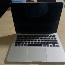 MacBook Pro 13inch Retina (early 2015) 256 GB