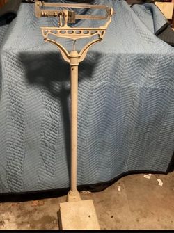 Vintage Cast Iron Balance Scale on Stand