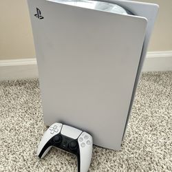 PS5 Disc Edition – Excellent Condition – Ready to Play