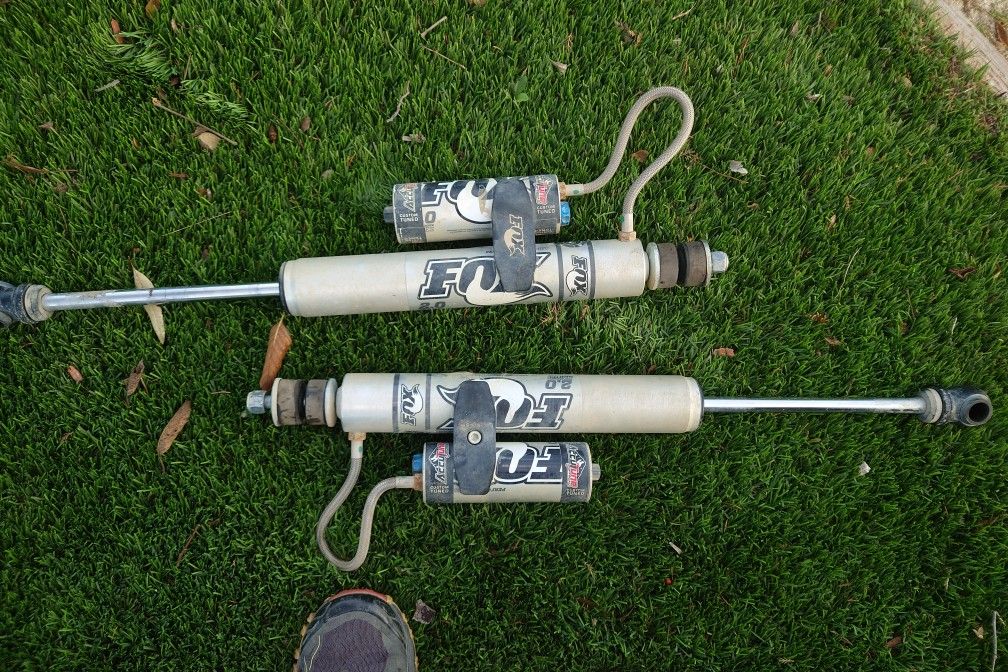 4runner Fox 2.0 Remote Resevoir Rear Shocks