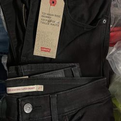 Size 27 Women’s Levi’s 