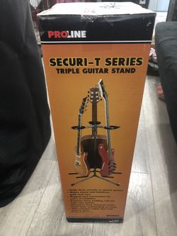 PROLINE TRIPLE GUITAR STAND
