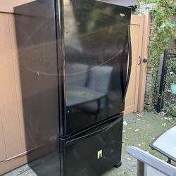 Whirlpool Refrigerator 