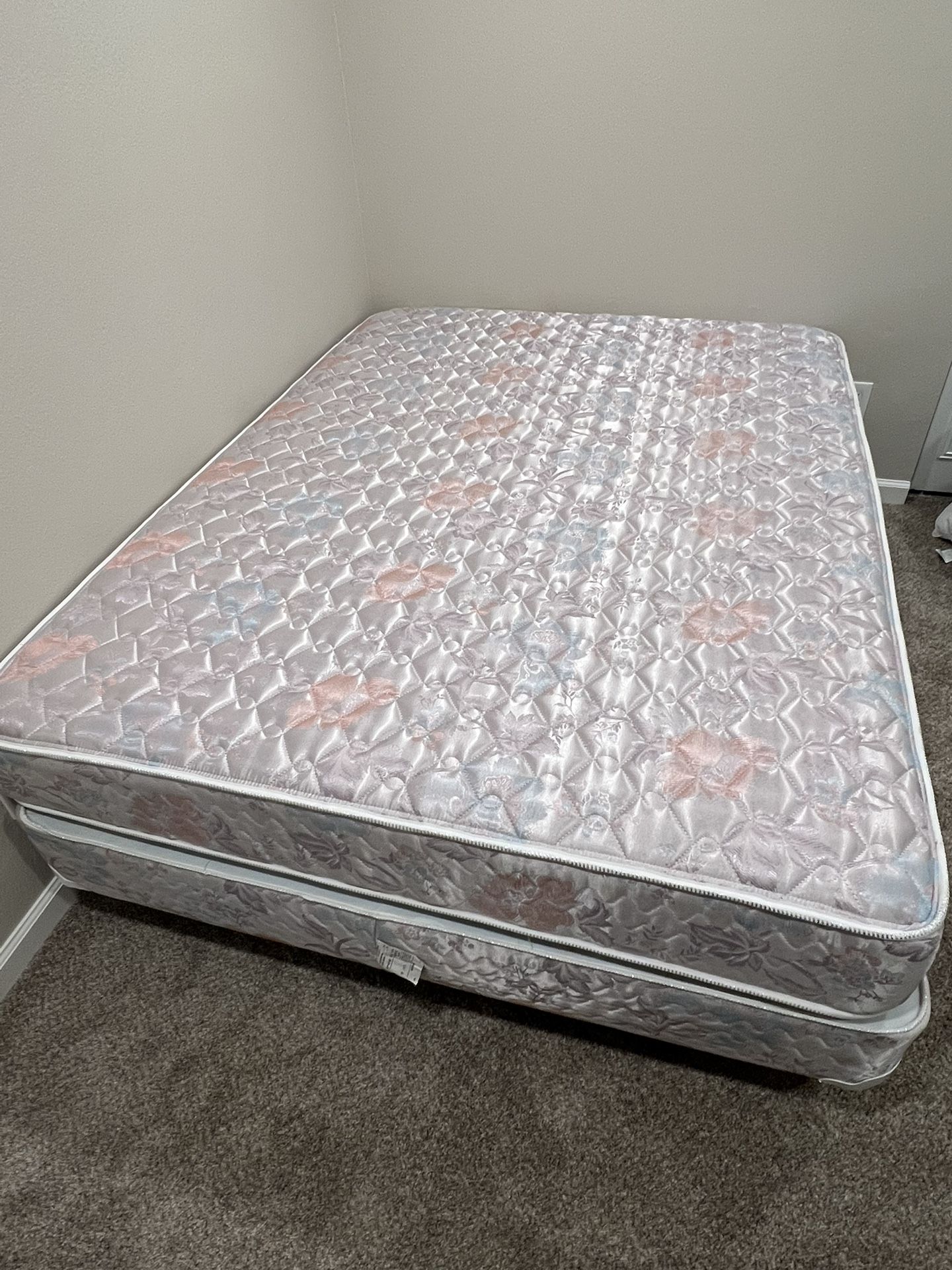 Queen Mattress Set - Mattress, Frame, Headboard - $400