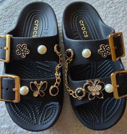 Saturday Metallic Buckle Sandal