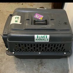 Travel Approved Pet Crate With  ID Card 