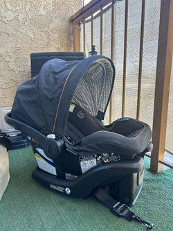 Snugride 35 lite dlx & Breast Pump