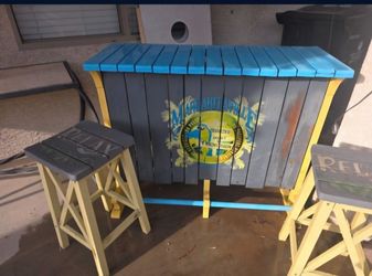 Margaritaville Bar, outdoor friendly, with 2 stools