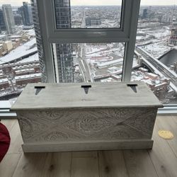 Storage Chest / Trunk 