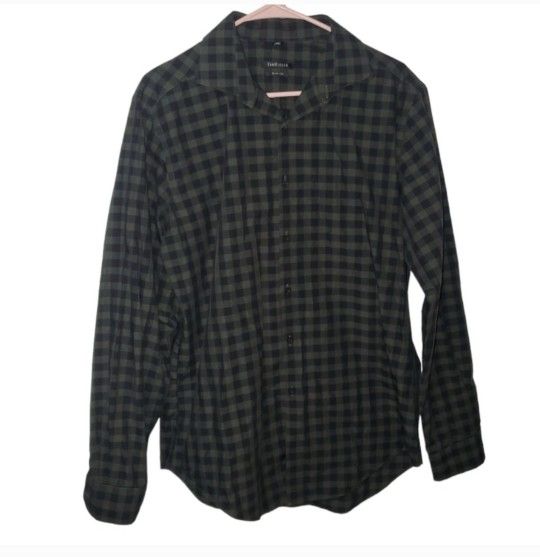 VanHeusen Mens Slim Fit Plaid Dress Shirt
