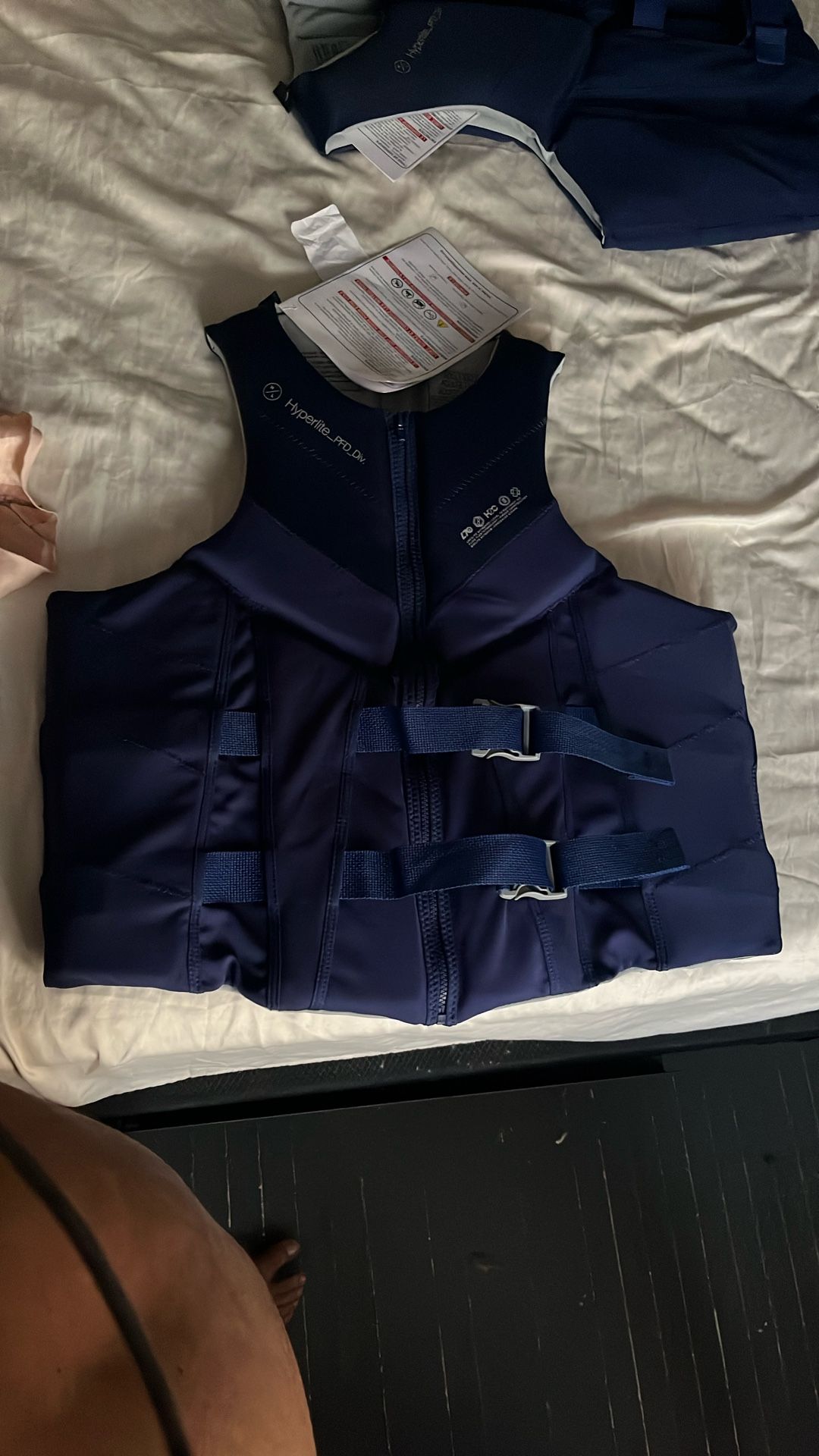 Hyper light PFD life vest