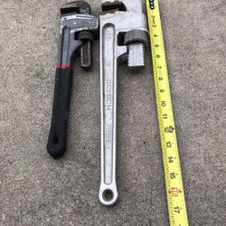 Pipe Wrench 