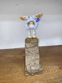 One Piece Luffy Gear 5 Phone Stand 