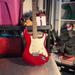  Squier Classic Vibe 60s Stratocaster Laurel Neck Candy Apple Red