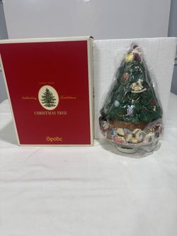 BRAND NEW SPODE CHRISTMAS TREE MUSIC BOX. $25.00